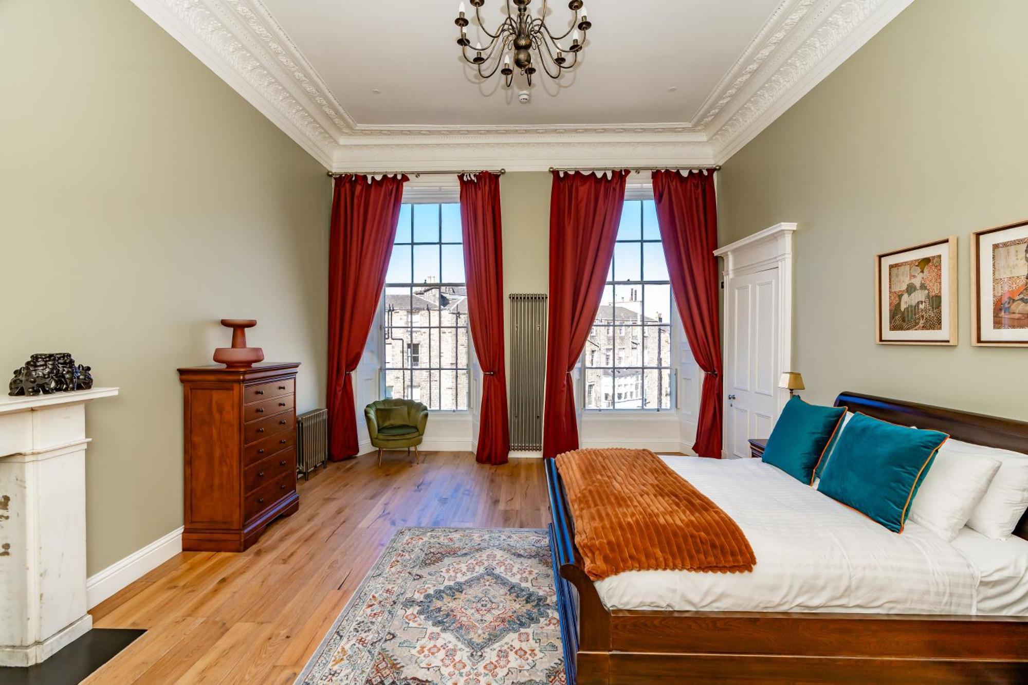 Dragon Suites Luxury Apartments At 9 Albyn Place Эдинбург Экстерьер фото